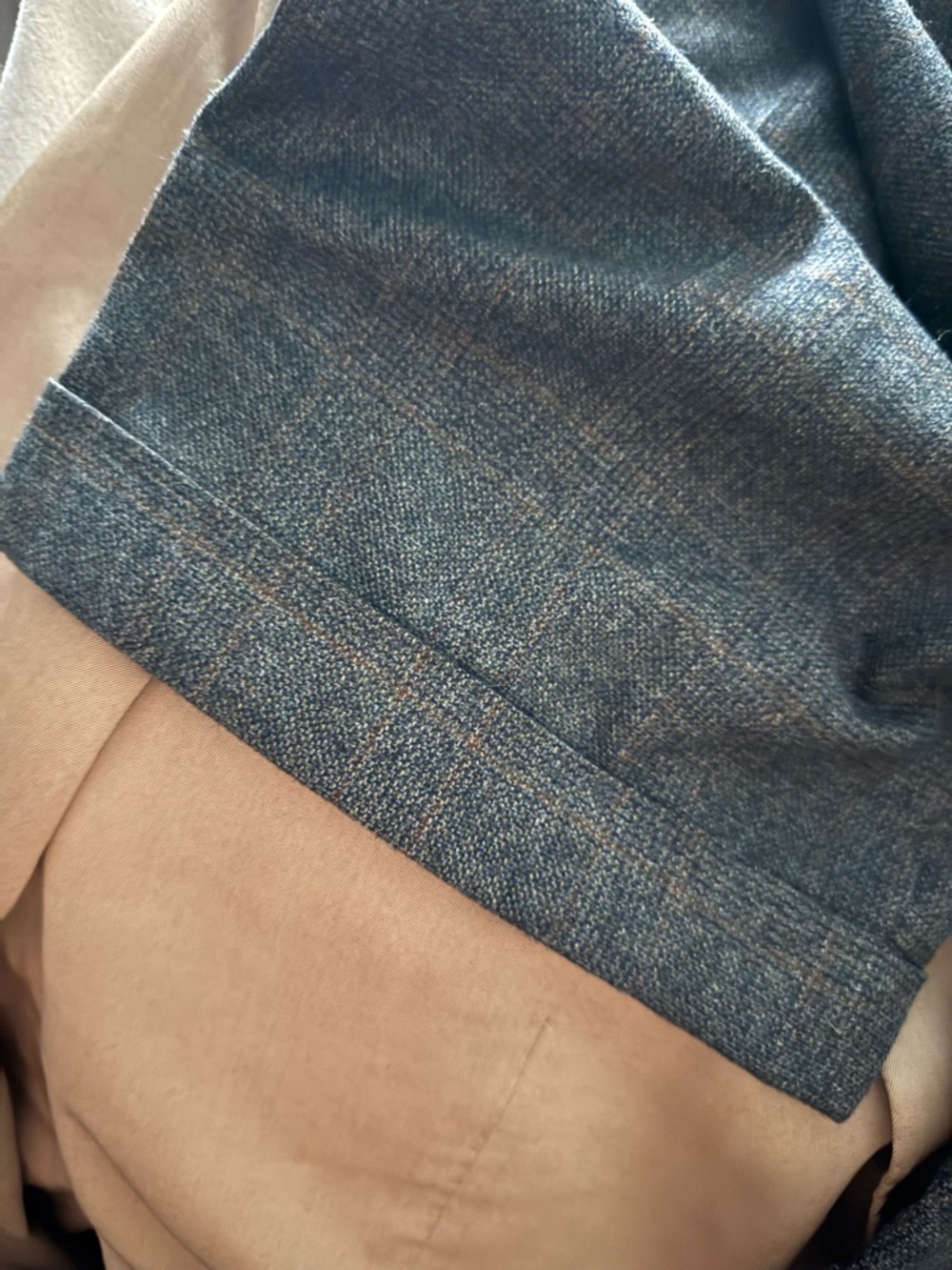 Kiton Plaid Two-Piece 100% Cashmere Suit Jacket and Pants set - Picture 15 of 16